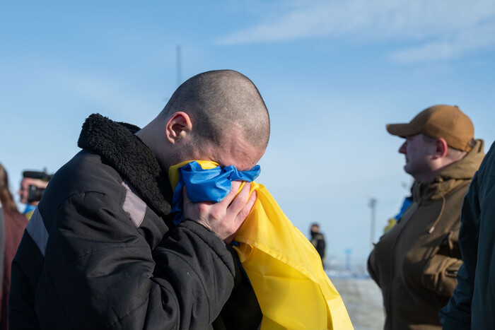 Украина совершила масштабный обмен пленными (фото)