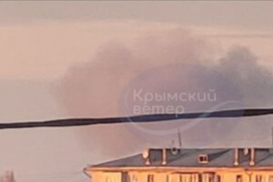 У районі аеродрому Бельбек у Криму сталася пожежа (фото, відео)