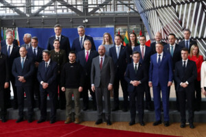 Лідери ЄС схвалили €50 млрд Україні, розвідка знищила катер «Івановець». Головне за 1 лютого