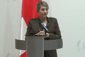 Канада працює над тривалими гарантіями безпеки для України – глава МЗС Жолі