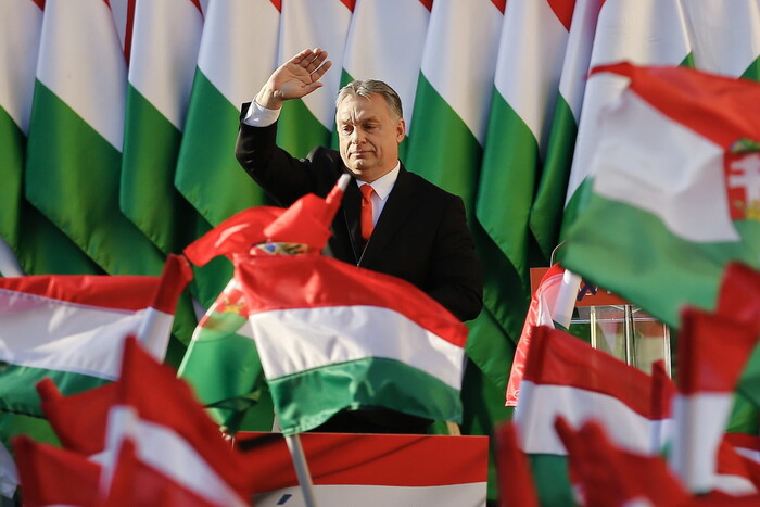 Орбан пояснив, чому підтримав виділення допомоги для України