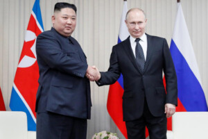 Як зазначають журналісти, бізнес з Росією допоможе вивести економіку КНДР зі спаду