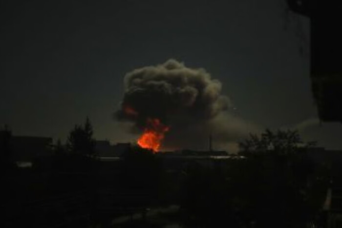 Окупанти завдають ударів по Харкову: в місті пролунали вибухи