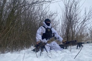 Заради одного-єдиного «вирішального» пострілу снайпер «Красівий» може перебувати на вогневій позиції у нерухомому стані досить тривалий час