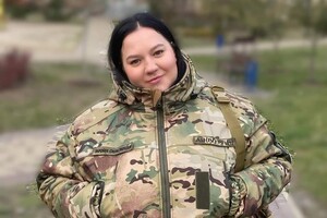 Валентина Макаренко збиралася бути бойовим медиком, та зрештою приєдналася до 4-ї окремої танкової бригади й стала кулеметницею