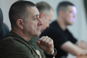 Сирський привітав начальника Генштабу із призначенням та розповів, де вони воювали разом 