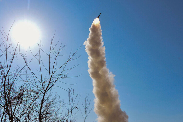 Північна Корея оголосила про розробку нових снарядів для ракетної установки
