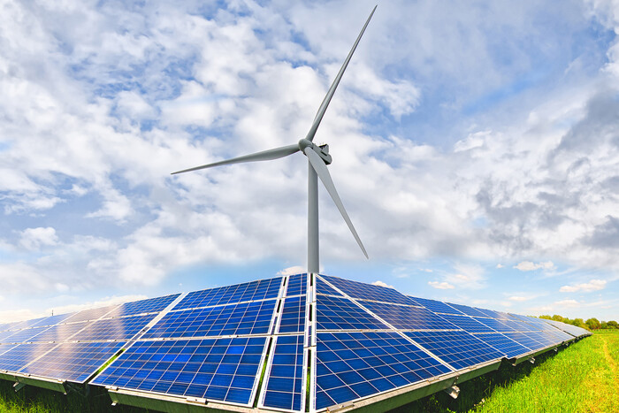 НКРЕКП має напрацювати сценарій виведення зеленої енергетики з боргової кризи на енергоринку – експерт