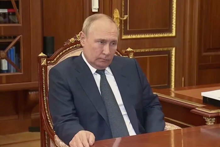 Путин через посредников предлагал США заморозить войну в Украине – Reuters