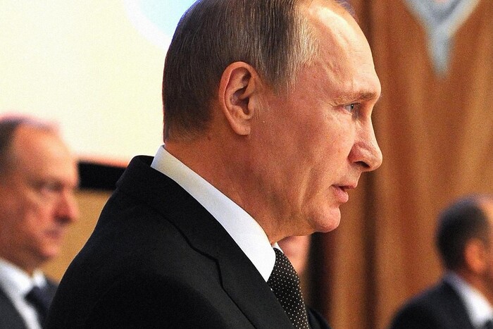 Пропагандисти назвали ворогами росіян, які не хочуть голосувати за Путіна
