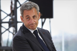 Суд Франції визнав провину експрезидента Саркозі