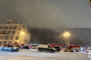Сильна пожежа у центрі Москви: палає будівля «Известия Hall»
