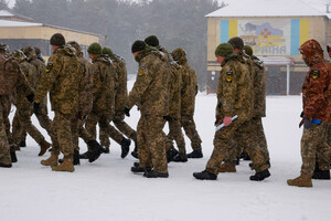 «Люди, які забезпечують критичне виробництво, сільське господарство, мають бути заброньовані», – експерт