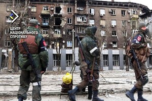 Окупанти збирають інформацію та агітують за участь у російських президентських «виборах»