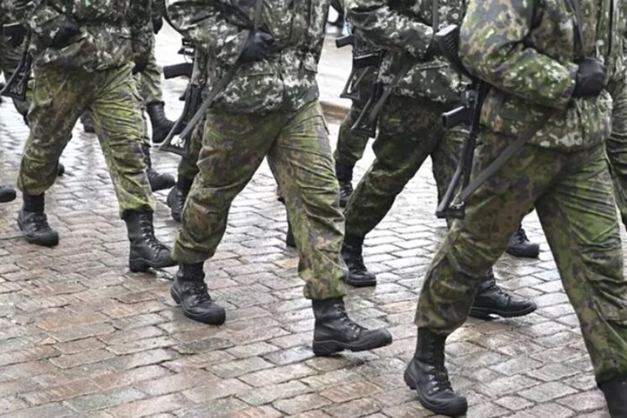 Через заяву міністра оборони у армії Фінляндії розпочалась хвиля звільнень