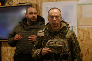 Глава Міноборони Умєров та головнокомандувач Збройних сил Сирський проаналізували ситуацію та обговорили кроки на майбутнє