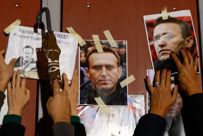 Путін вирішив влаштувати Навальному «веселий» похорон
