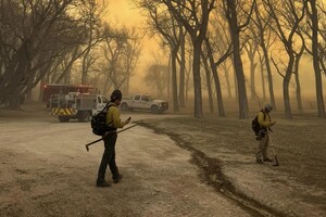 Масові пожежі в Техасі: завод із виготовлення ядерної зброї зупинив роботу