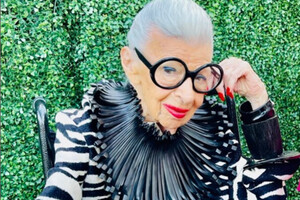 Померла 102-річна ікона моди Айріс Апфель