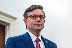 Спікер Палати представників Конгресу США Майк Джонсон дає можливість прихильникам України розробити новий альтернативний законопроєкт щодо військової допомоги