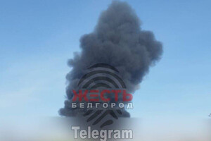 На Білгородщині після вибуху горить нафтобаза (фото)