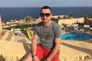 44-річний Віктор Пеньковий родом з Вінниччини