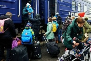 Голова Харківської ОВА оголосив про примусову евакуацію сімей з дітьми з двох громад