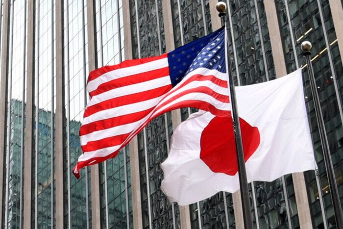 США та Японія обговорюють оборонну співпрацю з метою допомоги Україні – Bloomberg