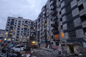 Внаслідок удару новими авіабомбами було пошкоджено дев'ять багатоповерхівок, постраждали дев'ять осіб