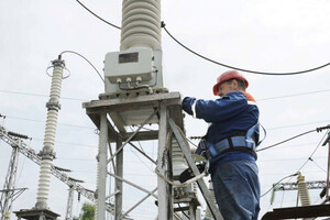Енергетики відновили електропостачання для жителів Одещини, що були без світла через атаку