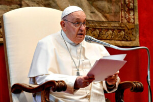 МЗС викликало посланця Ватикану через скандальні заяви Папи Римського