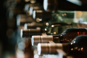 Молдова вперше показала вино, зроблене за допомогою штучного інтелекту