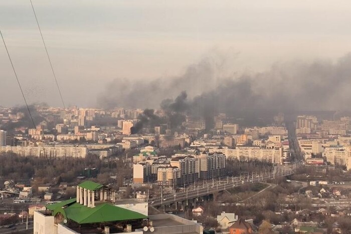 Ранковий «караул» у Білгороді: після вибухів у місті масово закриваються ТЦ