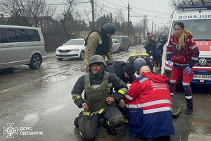 Серед медиків та рятувальників також є тяжко поранені