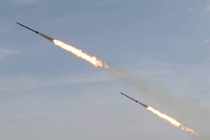 Ракетна атака на Україну: у декількох містах зникло світло - Главком