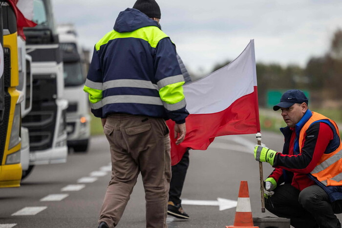 Польща готується до припинення транзиту українського зерна
