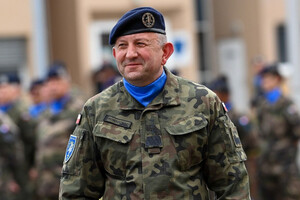 Міноборони Польщі звільнило генерала, який допомагав навчати військових ЗСУ