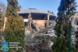Через ворожий удар РФ зруйнований ресторан у Харкові