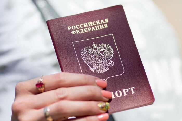 РФ вимагає від гауляйтерів повної паспортизації населення ТОТ: названо терміни 