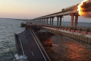 Після ударів ЗСУ Кримський міст неспроможний пропускати великі навантаження