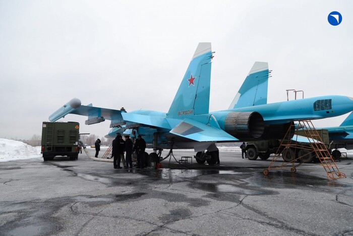 Скільки винищувачів Су-34 та Су-35 залишилось у Росії: розвідка назвала цифри
