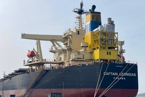 Із українського порту вийшло судно з рекордним вантажем 