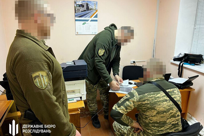 Розтратив понад 3,5 млн грн «бойових» виплат: командир військової частини отримав підозру 