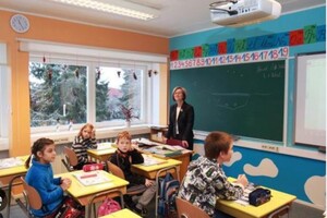 У школах Єстонії діятиме нове правило для учнів з України