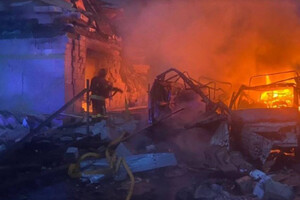 Виникли пожежі, є постраждалі: наслідки атаки на Дніпро