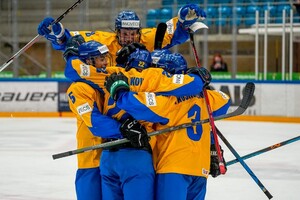 Юнацька збірна України з хокею обіграла Австрію в заключному турі ЧС-2024