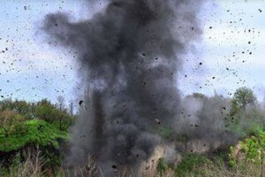 Можлива причина вибухів у Маріуполі – «серія прильотів», проте наразі подробиці з'ясовуються