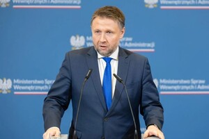 Польський міністр пообіцяв надати тимчасовий захист українським біженцям без паспортів