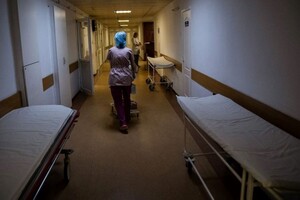 Київ терміново евакуює дві лікарні у зв'язку із загрозою удару ворога
