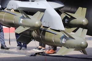 Стало відомо, які ракети запускатимуть із українських F-16
